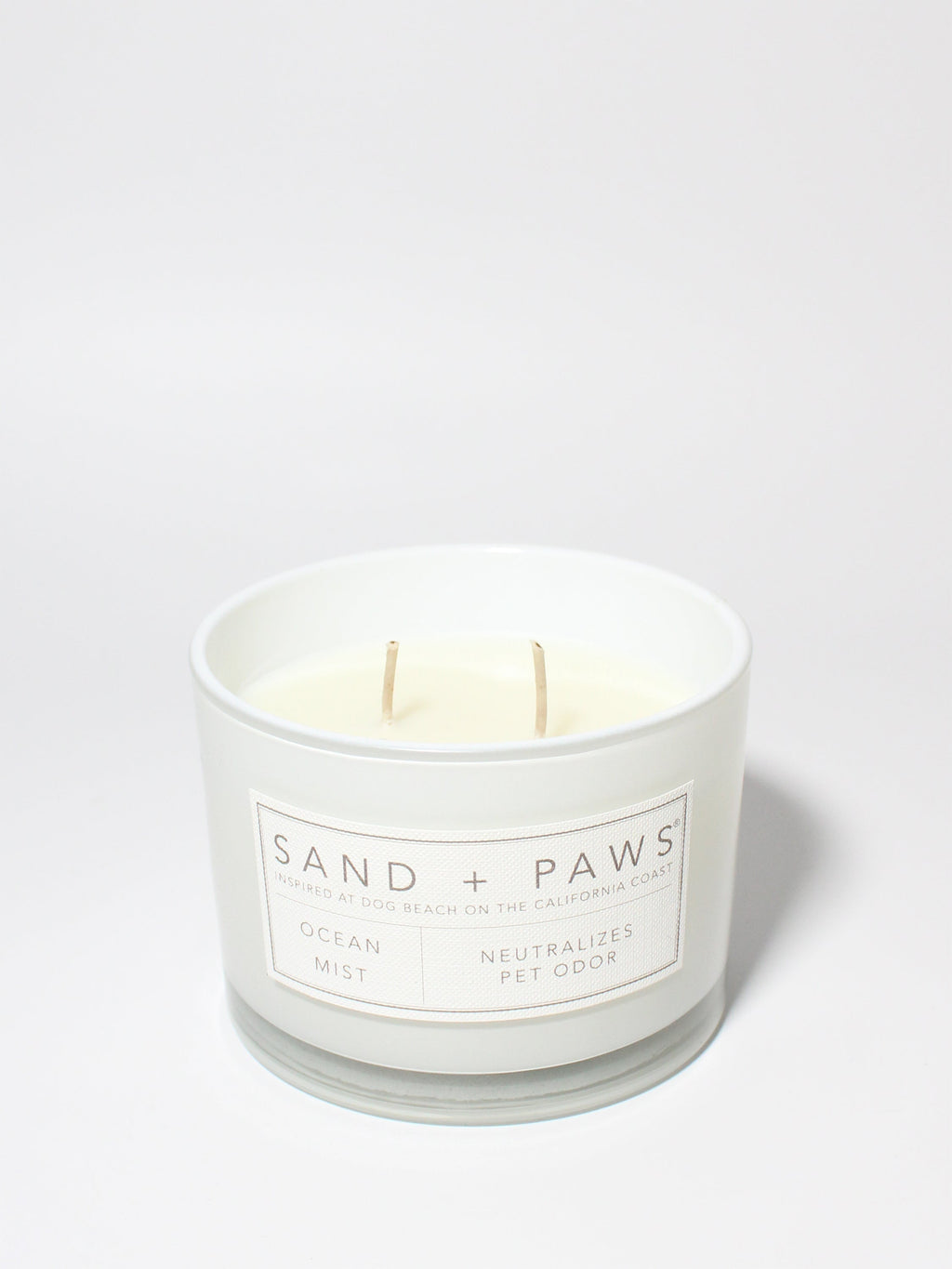 Sand + Paws Ocean Mist 12 oz scented candle - Fine Fragrance