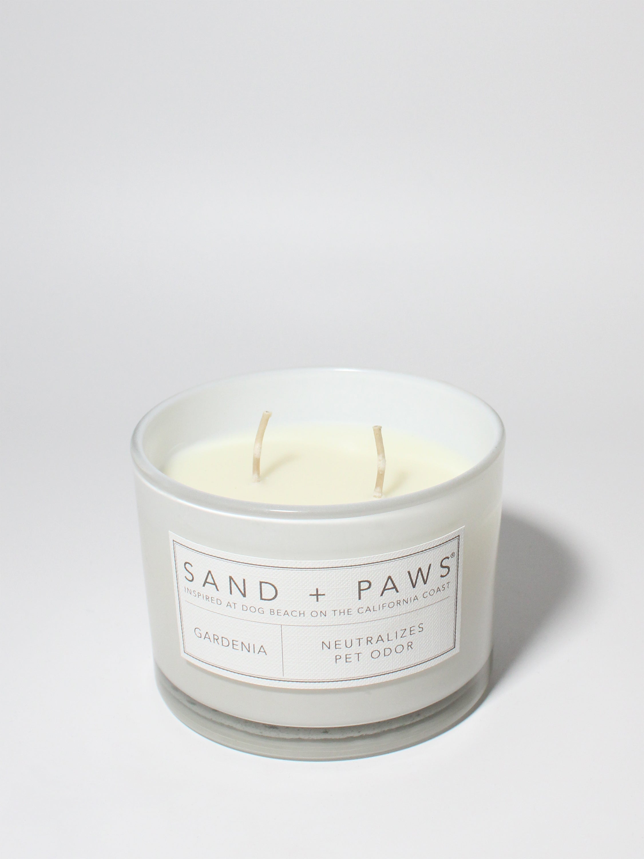 Sand + Paws Gardenia 12 oz scented candle - Fine Fragrance