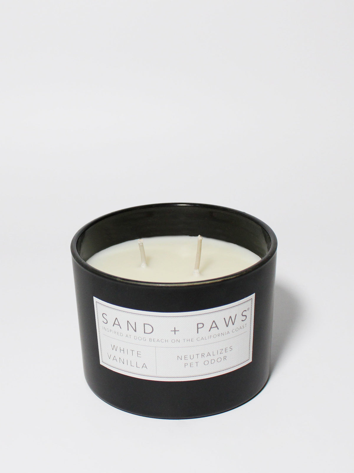 Sand + Paws White Vanilla 12 oz scented candle - Fine Fragrance