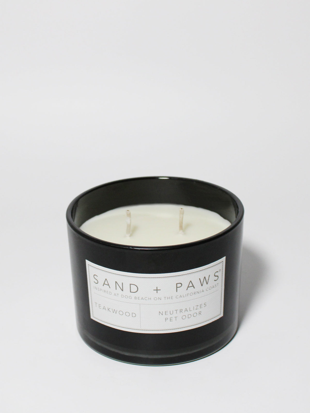 Sand + Paws Teakwood 12 oz scented candle - Fine Fragrance