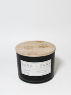 Sand + Paws Amber & Fig 12 oz scented candle - Fine Fragrance