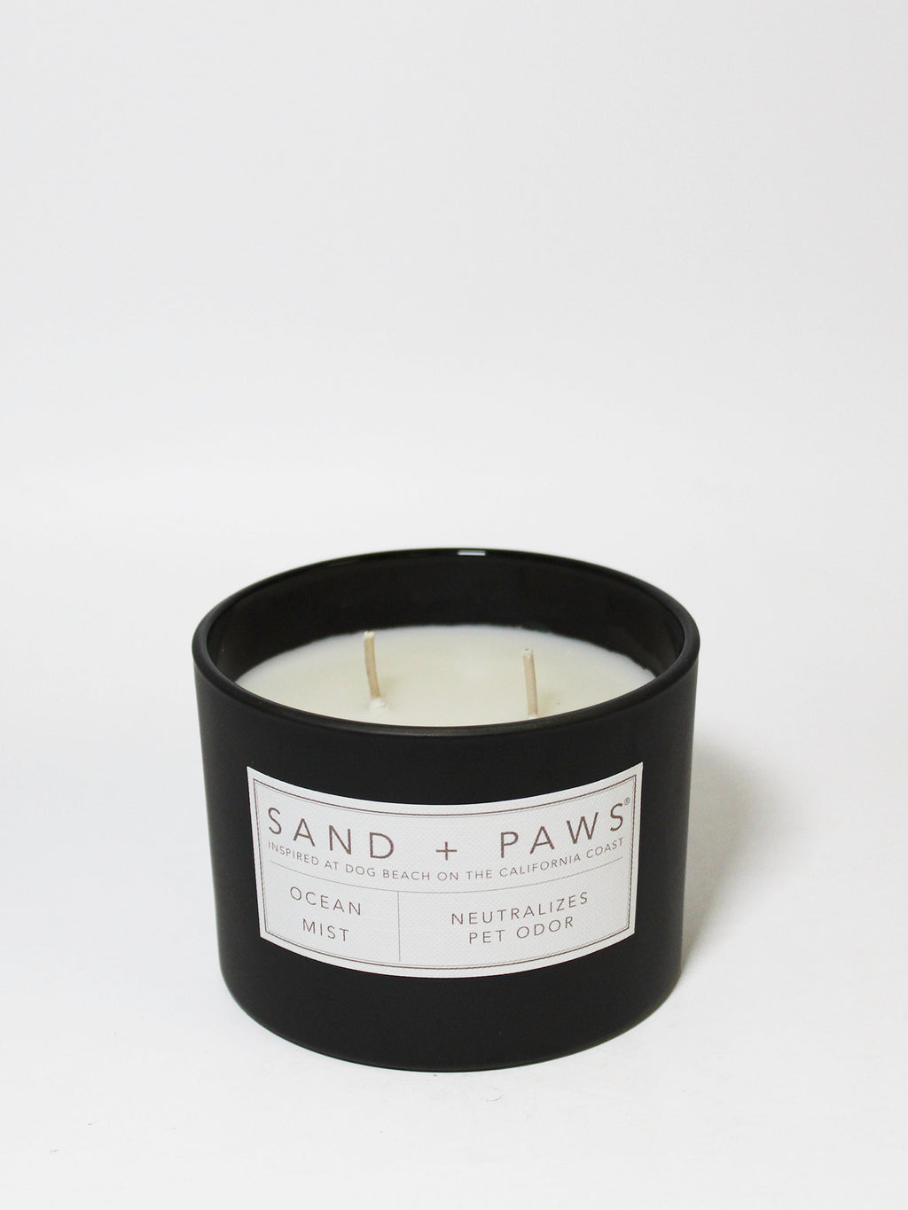 Sand + Paws Ocean Mist 12 oz scented candle - Fine Fragrance