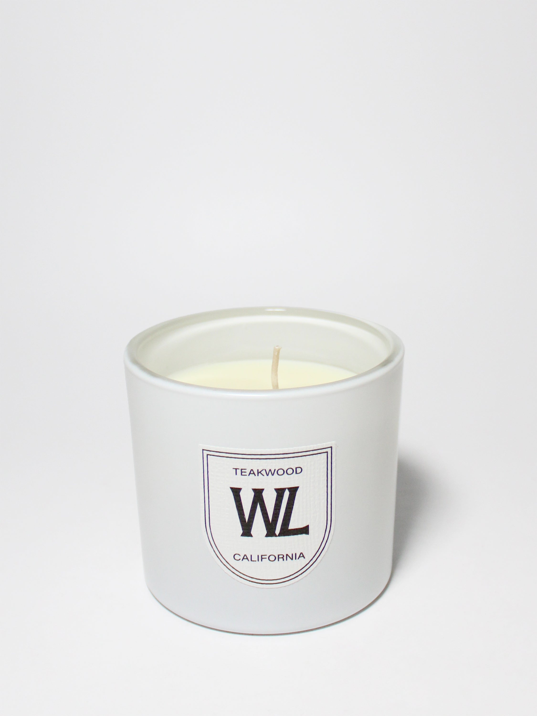 Teakwood 11 oz scented candle - Home Fragrance