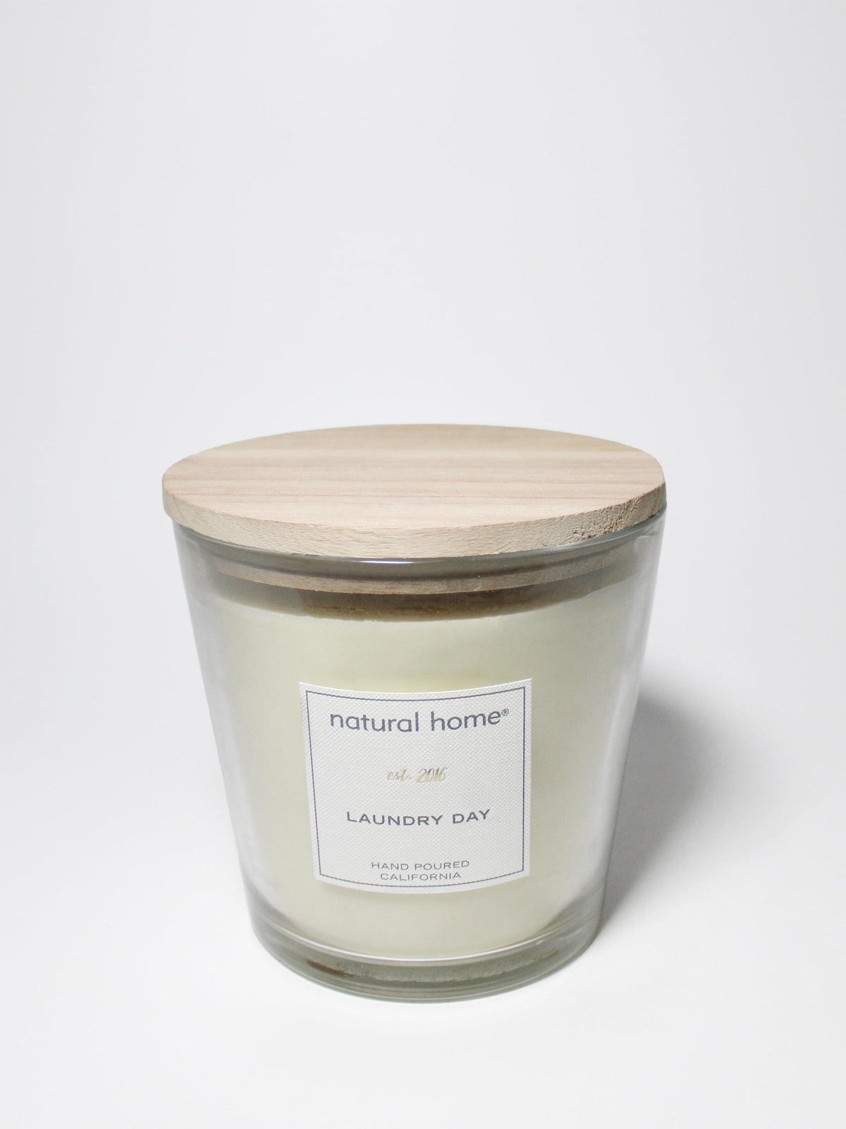 Laundry Day Natural Home 31 oz scented candle - Fine Fragrance