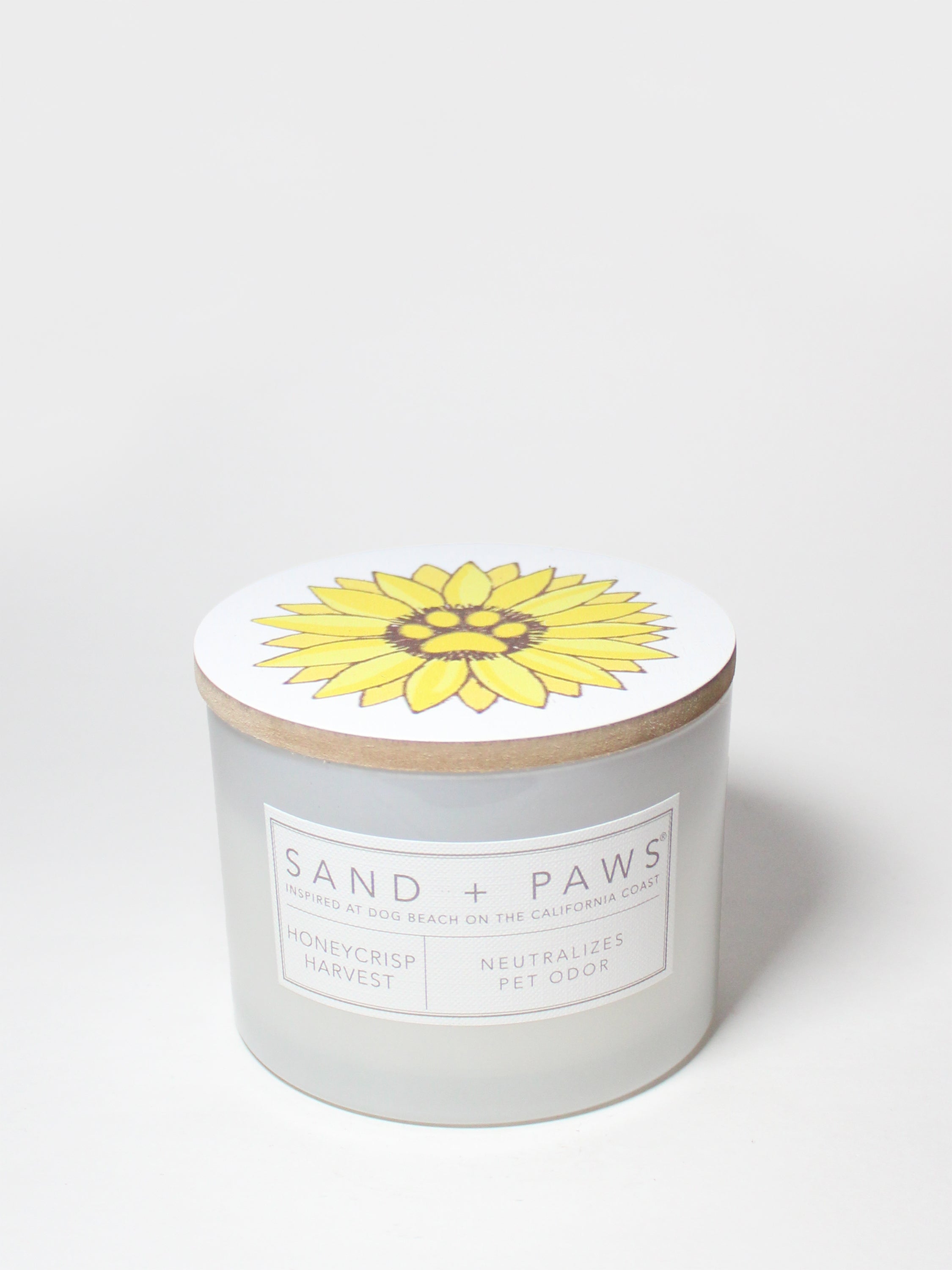 Sand + Paws Honeycrisp Harvest 12 oz scented candle - Fine Fragrance