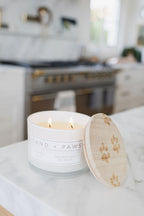 Sand + Paws Ocean Mist 12 oz scented candle - Fine Fragrance