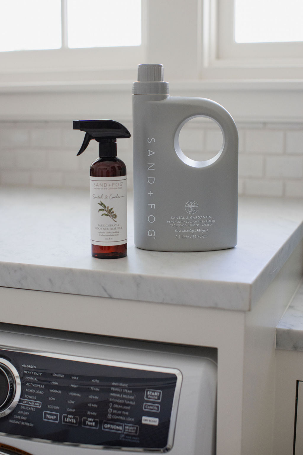 Santal & Cardamom 71 oz Laundry Detergent - Fine Fragrance
