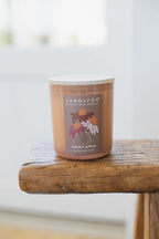 Sweet Apple 10 oz scented candle - Home Fragrance