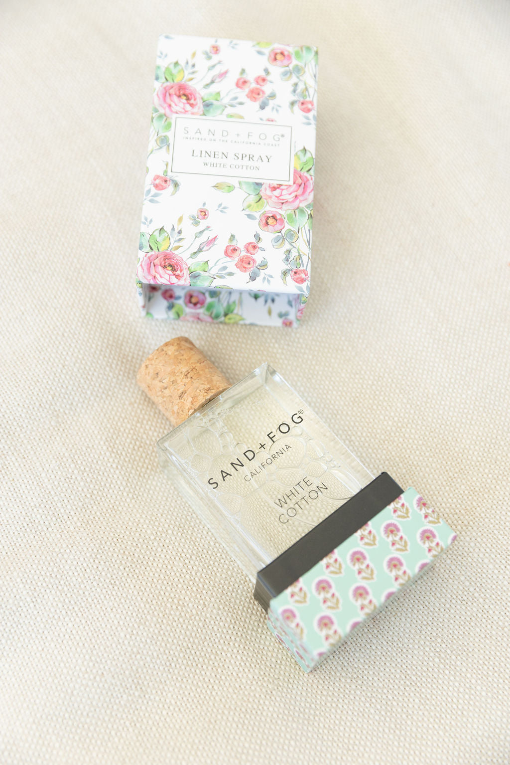 White Cotton 95 ml Linen Spray - Daily Favorite
