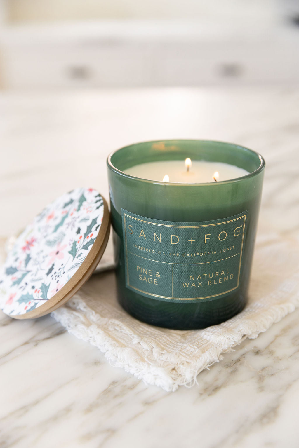 Pine & Sage 21 oz scented candle - Home Fragrance