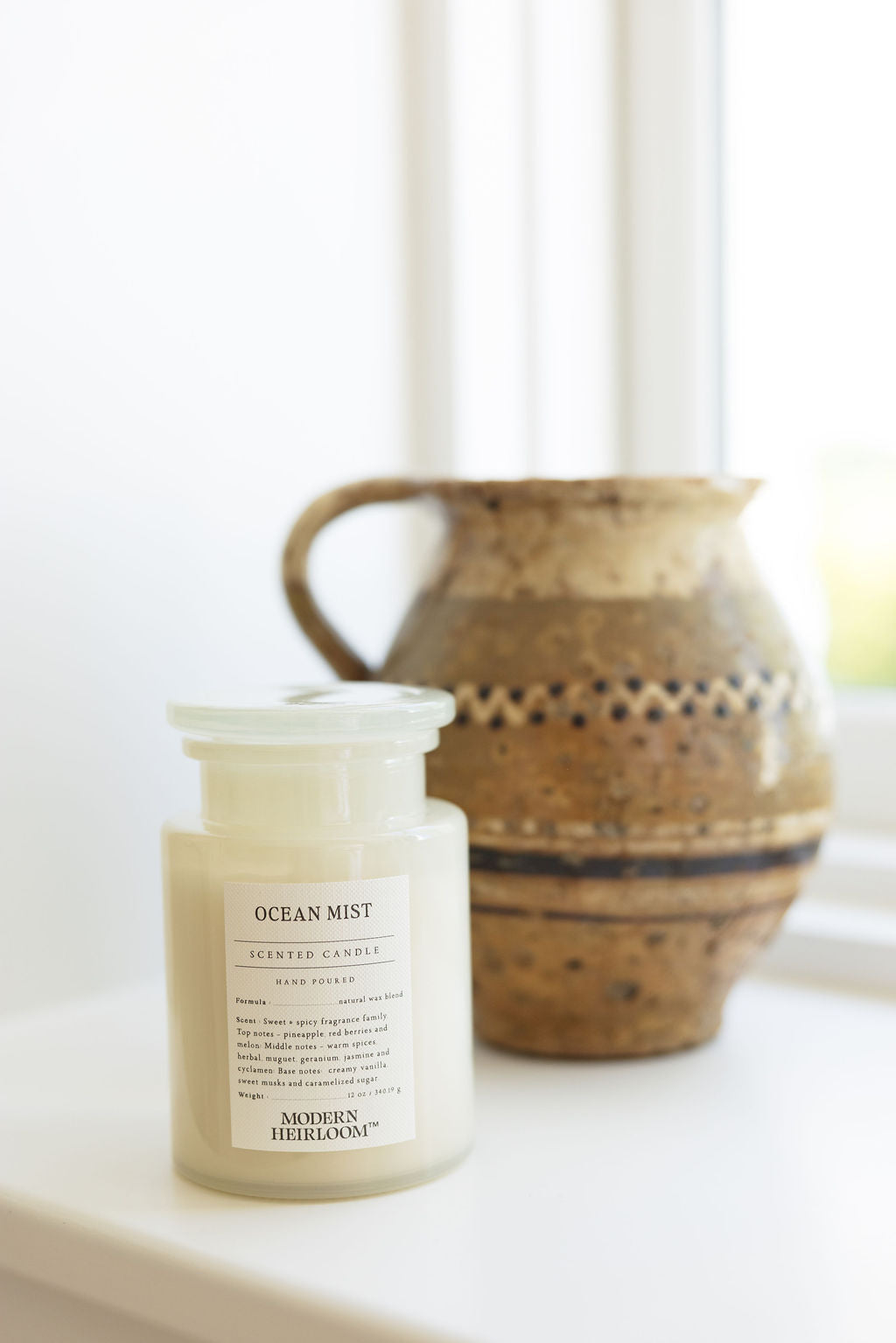 Ocean Mist 12 oz scented candle - Home Fragrance