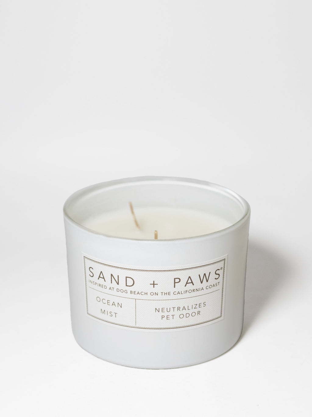 Sand + Paws Ocean Mist 12 oz scented candle - Fine Fragrance