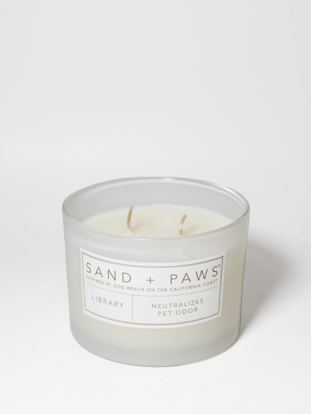 Sand + Paws Library 12 oz scented candle - Fine Fragrance