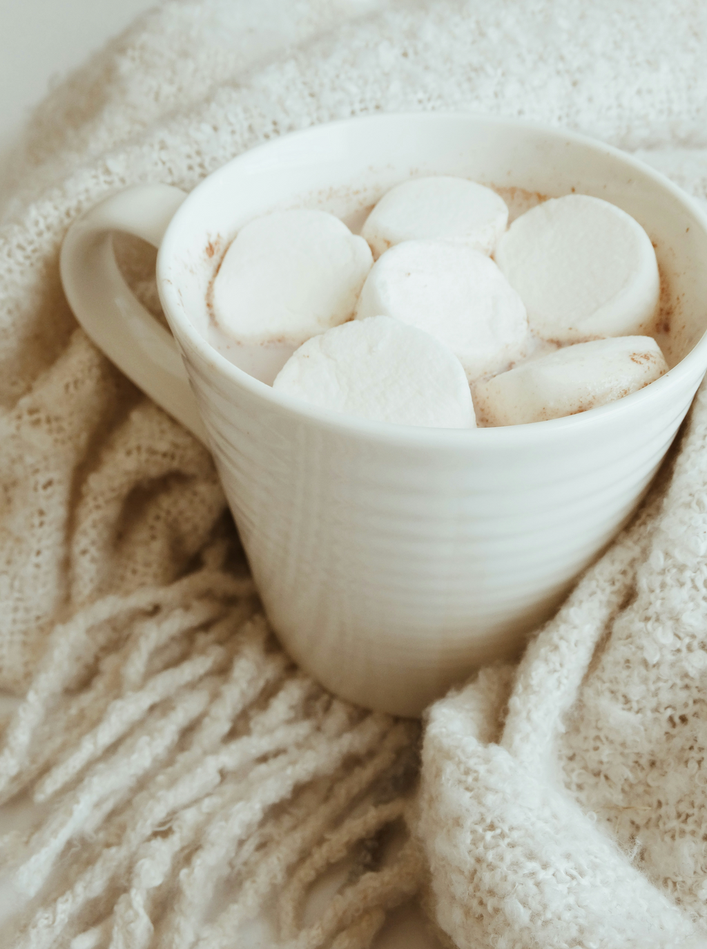 Marshmallow Skies 10 oz scented candle - Home Fragrance