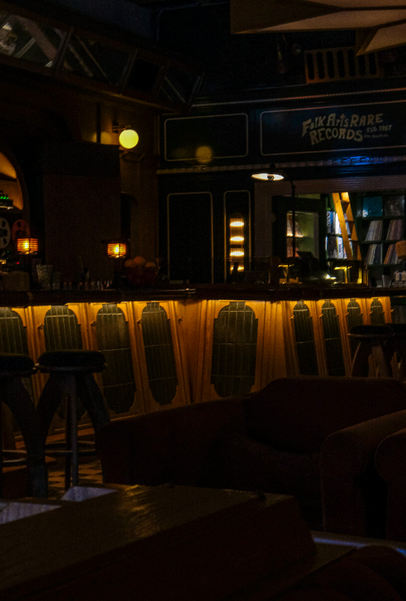 Speakeasy 10 oz scented candle - Home Fragrance