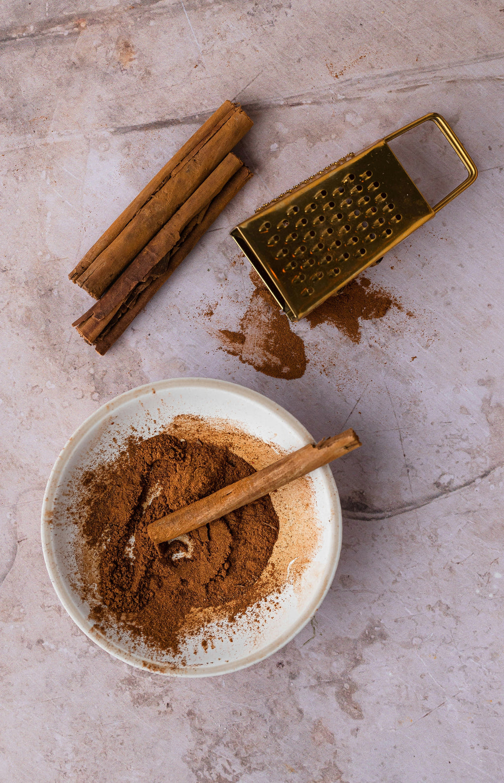 Cinnamon Vanilla 12 oz scented candle - Home Fragrance